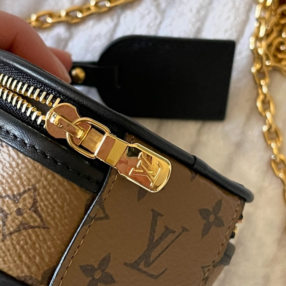 Mini LV Boite Chapeau Purse - Picture 8 of 12